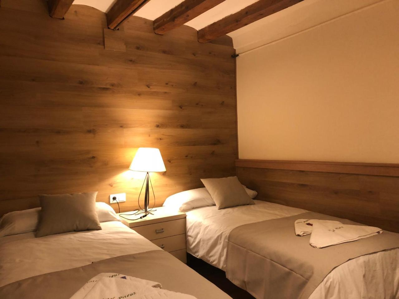 Apartament Piteus Centre Sant Llorenç de Morunys Bagian luar foto