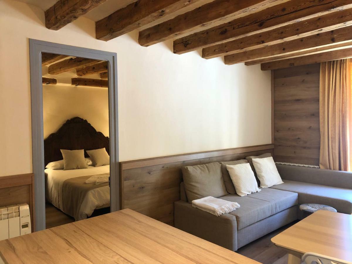 Apartament Piteus Centre Sant Llorenç de Morunys Bagian luar foto